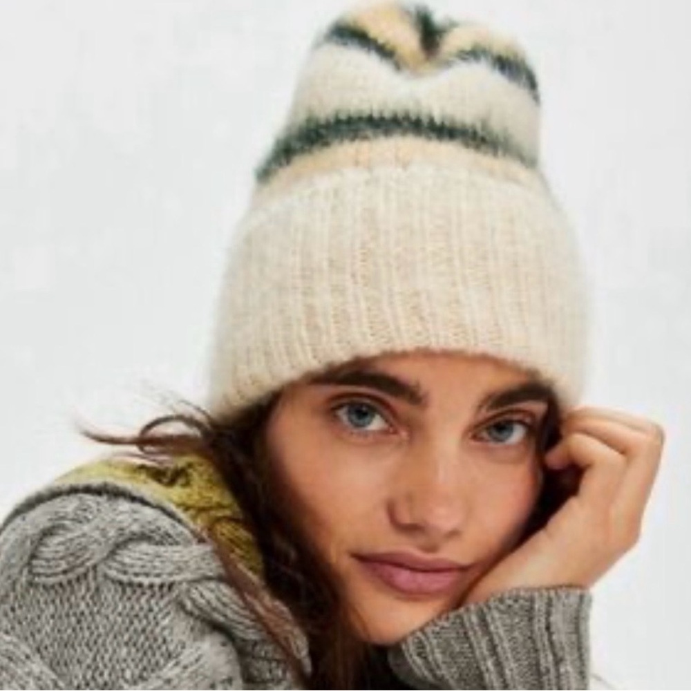 Free People The Groove Stripe Beanie NWT